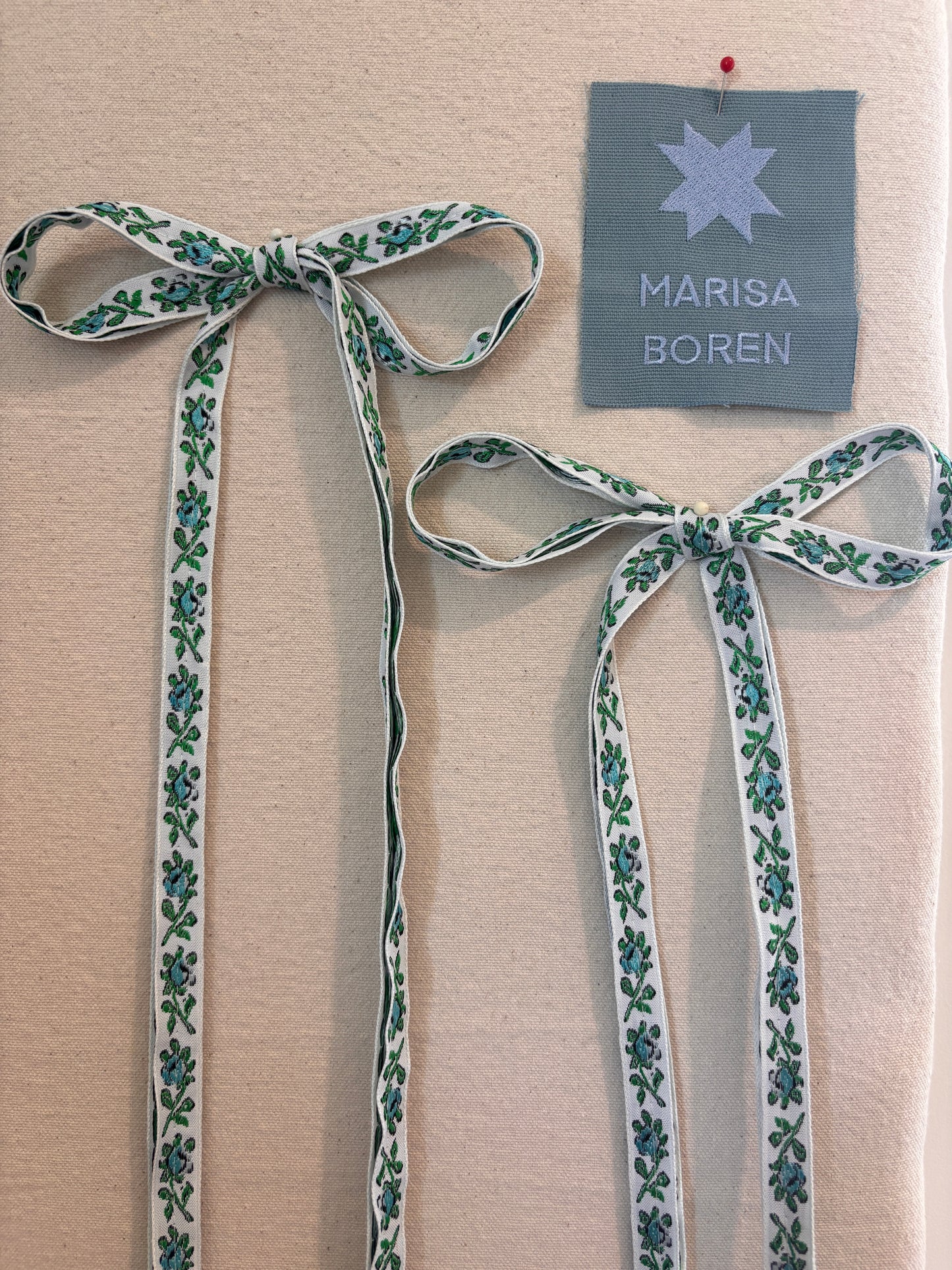 Boren Bows set of 2 (blue flowers)
