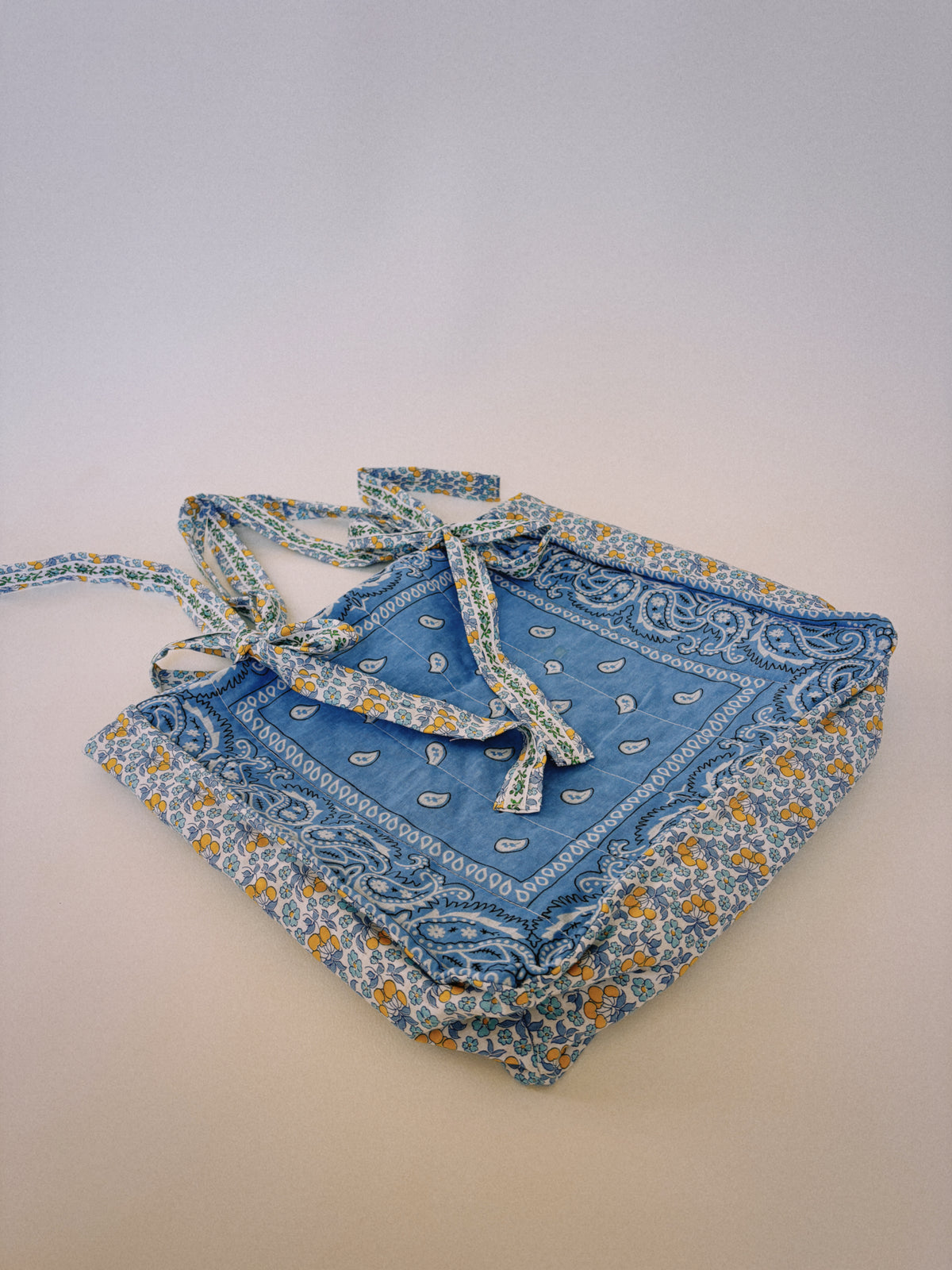 Boren Bandana Bag (STREAM)