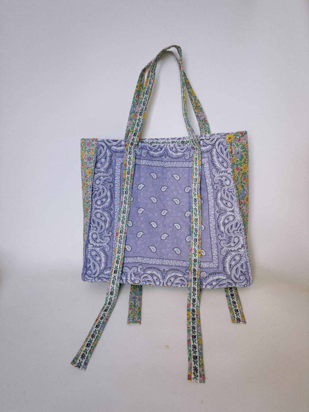 Boren Bandana Bag (LILAC)