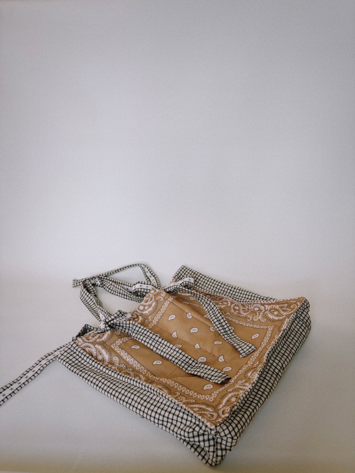 Boren Bandana Bag (SAND)