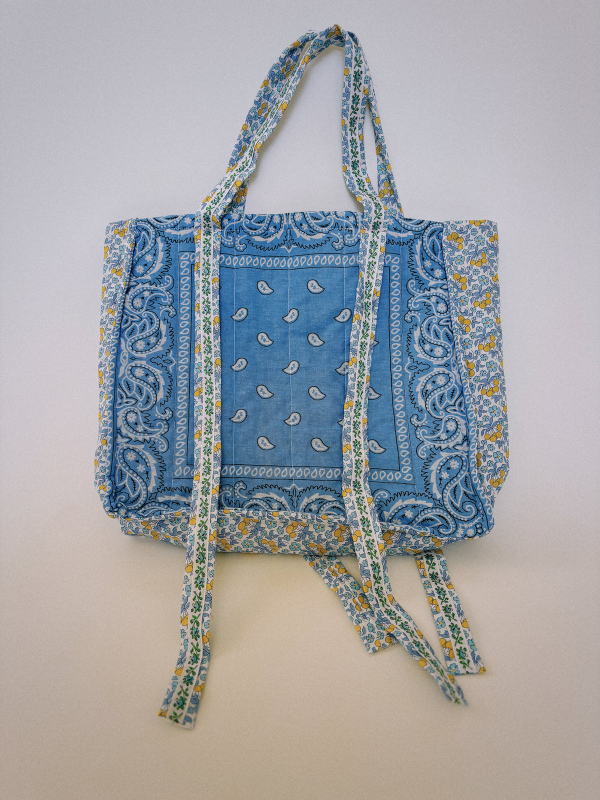 Boren Bandana Bag (STREAM)