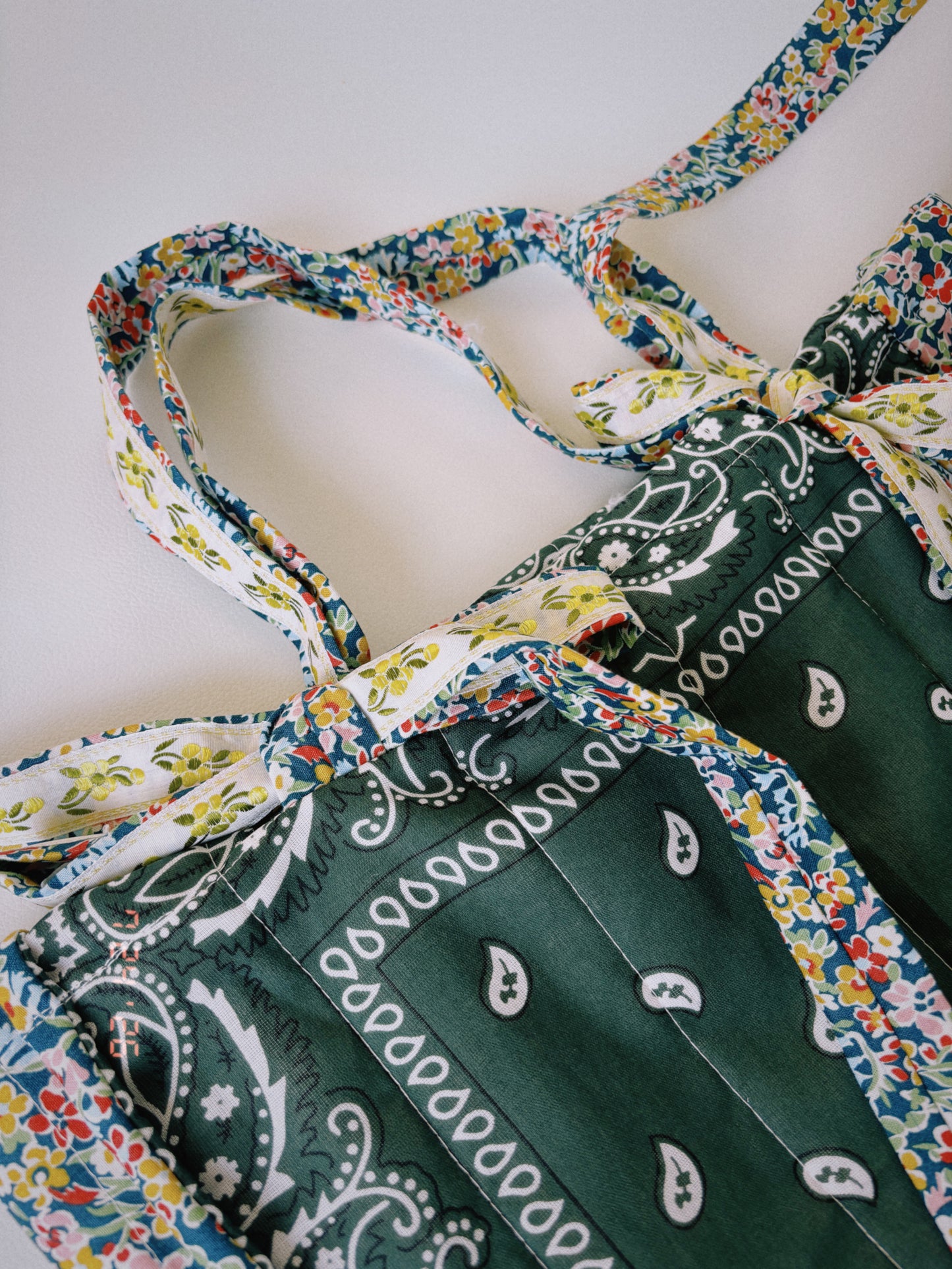 Boren Bandana Bag (PINE)